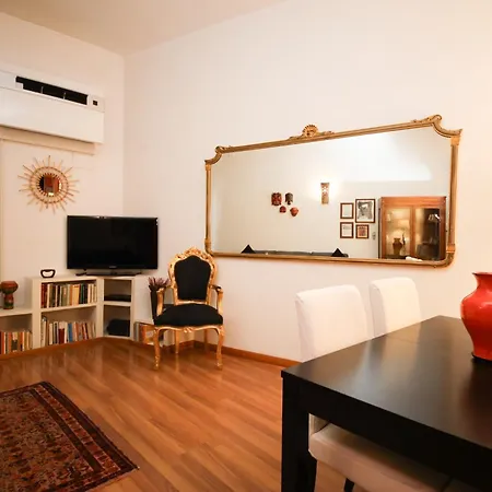 Apartment Tiziano By Ghor